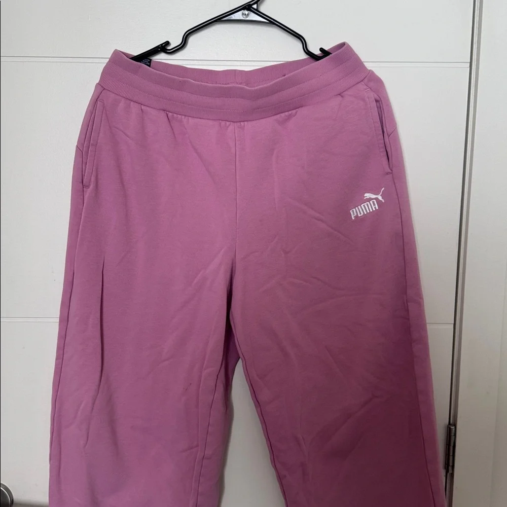 Puma Pink and White Quarter-Zip Track Top with Matching Joggers - Picture 5 of 7